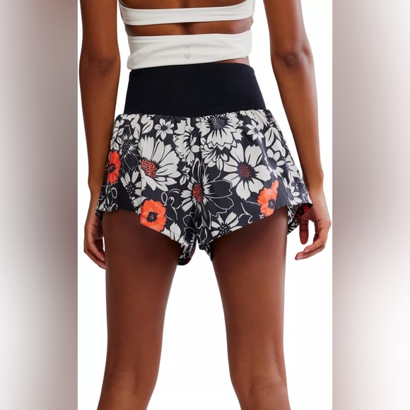 NWT FP Movement Carpe Diem Daisy Print High Rise Shorts - Picture 2 of 7